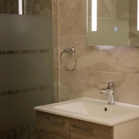 Latkovic زاووستروج